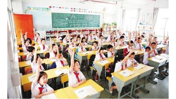 呵護青少年視力健康，為什么教室要選擇護眼教室燈具？